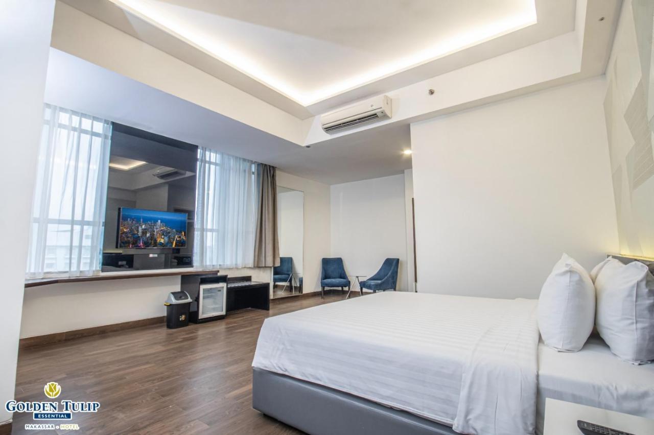 Golden Tulip Essential Makassar Hotell Exteriör bild